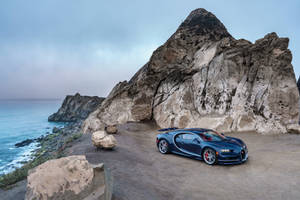 Bugatti Chiron ved sjøen bakgrunnsbilde