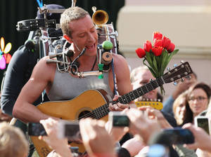 Chris Martin A Sky Full Of Stars bakgrunnsbilde. — 4:3 Bakgrunner