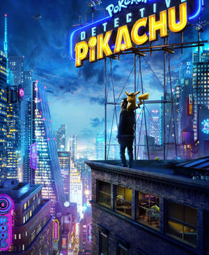 Bakgrunnsbilde av Detektiv Pikachu og mann på taket — Galaxy Z Fold 5 Bakgrunner