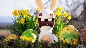 Rabbid fra Rayman med fargerike påskeegg til påske, påskebakgrunnsbilde — iMac Bakgrunner