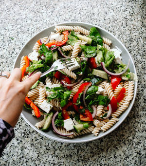 Frisk salatpasta bakgrunnsbilde — Galaxy Z Fold8 Ultra Bakgrunner