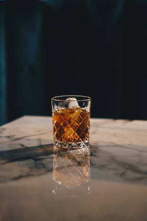 Glass med iskald whisky — Xiaomi Pad 7S Pro 12.5 Bakgrunner