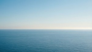 Minimalistisk havhorisont med subtile blå gradienter. — Hav Bakgrunner
