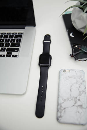 iPhone-skrivebord med smartklokke — Xiaomi Pad 7S Pro 12.5 Bakgrunner