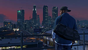 Kul GTA-mann med bag