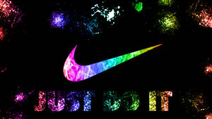 Kult Nike regnbuerøyk