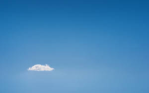 Macbook Air Ensom Sky — MacBook Air Bakgrunner
