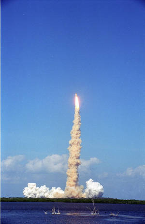 Majestetisk oppskyting av Ares I-X ved Kennedy Space Center — Honor MagicPad 3 Pro 12.3 Bakgrunner