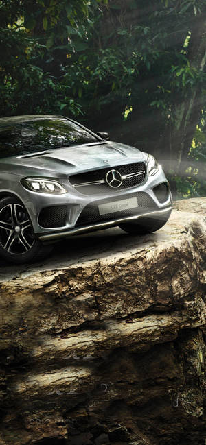 Mercedes iPhone X Skogklippe — iPhone 14 Plus Bakgrunner