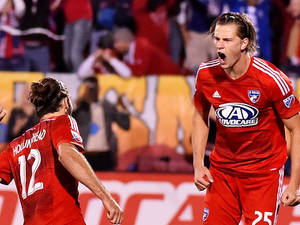 MLS FC Dallas-forsvarer Walker Zimmerman — Fotball GIF Bakgrunner