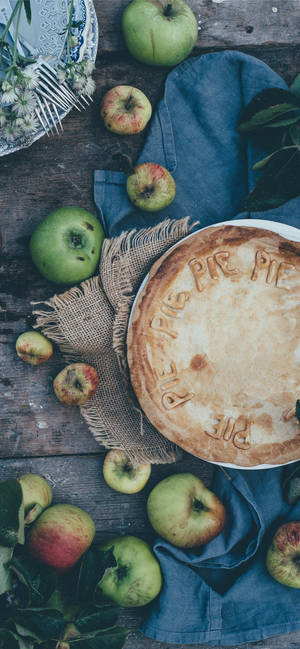 Nystekt Pai Til Thanksgiving iPhone — iPhone 16 Plus Bakgrunner