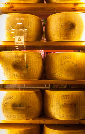 Parmigiano-Reggiano parmesanost bakgrunn — Galaxy Tab S10+ Bakgrunner