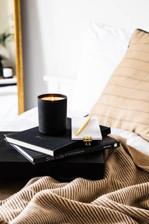 Preppy Aesthetic Svarte Bøker Bakgrunnsbilde — Preppy-estetikk Bakgrunner