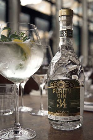 Purity Gin — Xiaomi Pad Bakgrunner