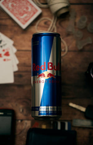 Red Bull-boks med kortbord-bakgrunn — Honor MagicPad4 Bakgrunner