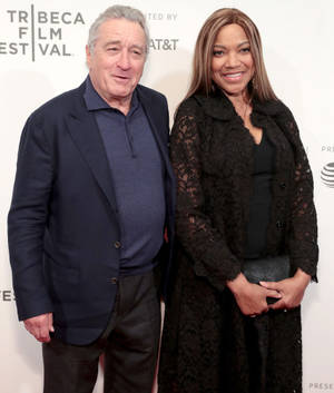 Robert De Niro Og Kone bakgrunn — Galaxy Z Fold 6 Bakgrunner
