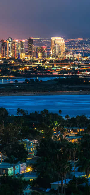 San Diego iPhone [bakgrunnsbilde] — Vivo X200 FE Bakgrunner