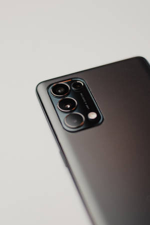 Sølvfargede Oppo-telefonkameraobjektiver