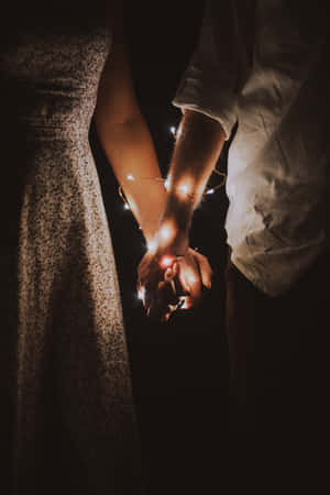 Holding Hands-bilder — Vivo Pad5 Pro Bakgrunner