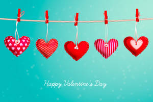 Bakgrunnsbilde med Valentinsdag hengende hjerter — 3:2 Bakgrunner